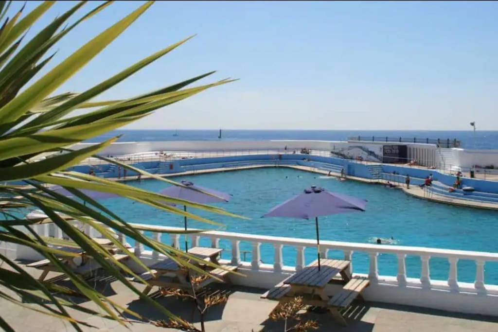 Spacious 1 Bedroom Apartment Near Seafront Penzance Exteriér fotografie